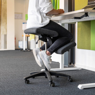 Chaise à genoux ergonomiques Varier