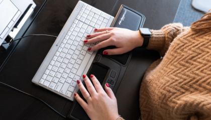Dit is de beste ergonomische muis bij nek- en schouderklachten