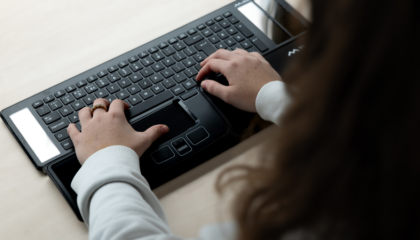 Wat zijn RSI klachten? En wat kun je eraan doen?