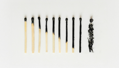 Burn-out voorkomen: 5 praktische ergonomische oplossingen voor een gezonde werkdag