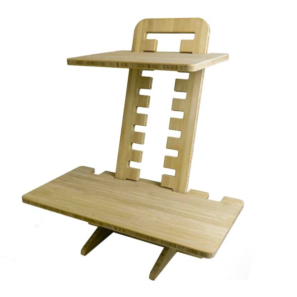 OPNIEUW! bamboe zit-sta bureauverhoger, zijaanzicht met ergonomische vormgeving.